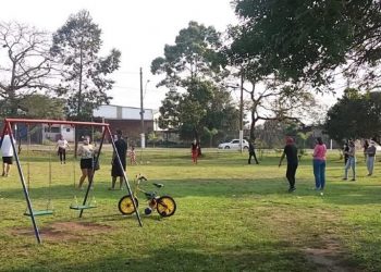 Comunidade garante permanência de praça