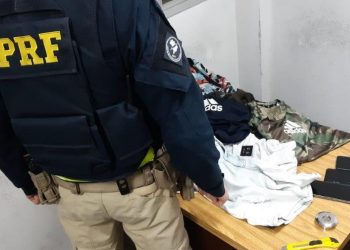 Furtam em lojas de Guaíba e são presos na BR-290