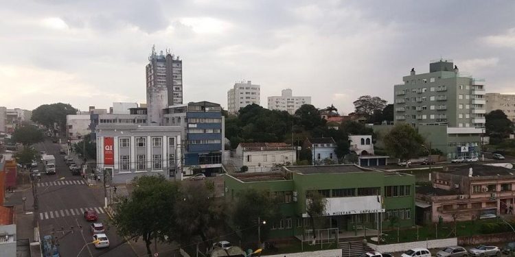 Como Guaíba chega aos 95 anos