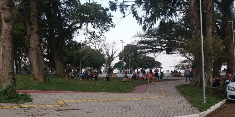 Encontros na Praia da Alegria