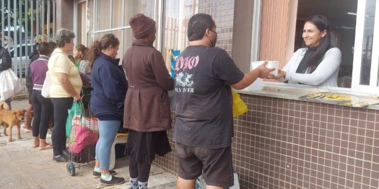 CMPC e Projari celebram 5 anos de parceria na doação de refeições