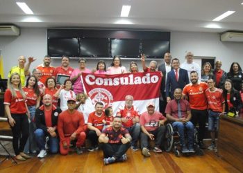 Câmara homenageia Consulado do Inter