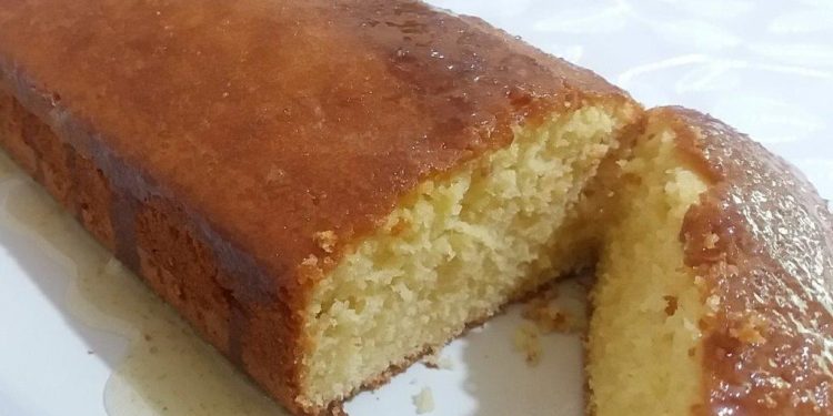 Bolo de Limão à Moda Inglesa