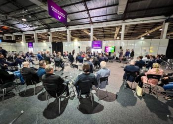 Debate sobre desafios da produção de vinho e azeite no Rio Grande do Sul