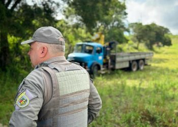 No interior de Mariana Pimentel, BM recupera caminhões roubados