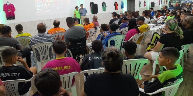 Copa de Futebol 7 integra 8 bairros