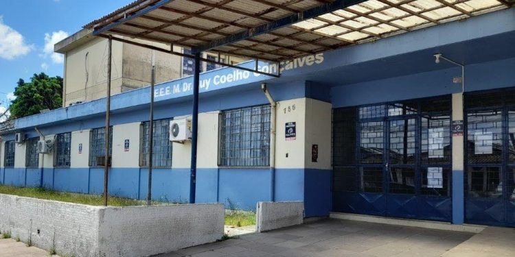 Escolas Estaduais Revitalizadas Após Enchente Histórica no RS