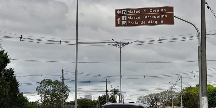 Prefeitura de Guaíba promove a instalação da sinalização turística